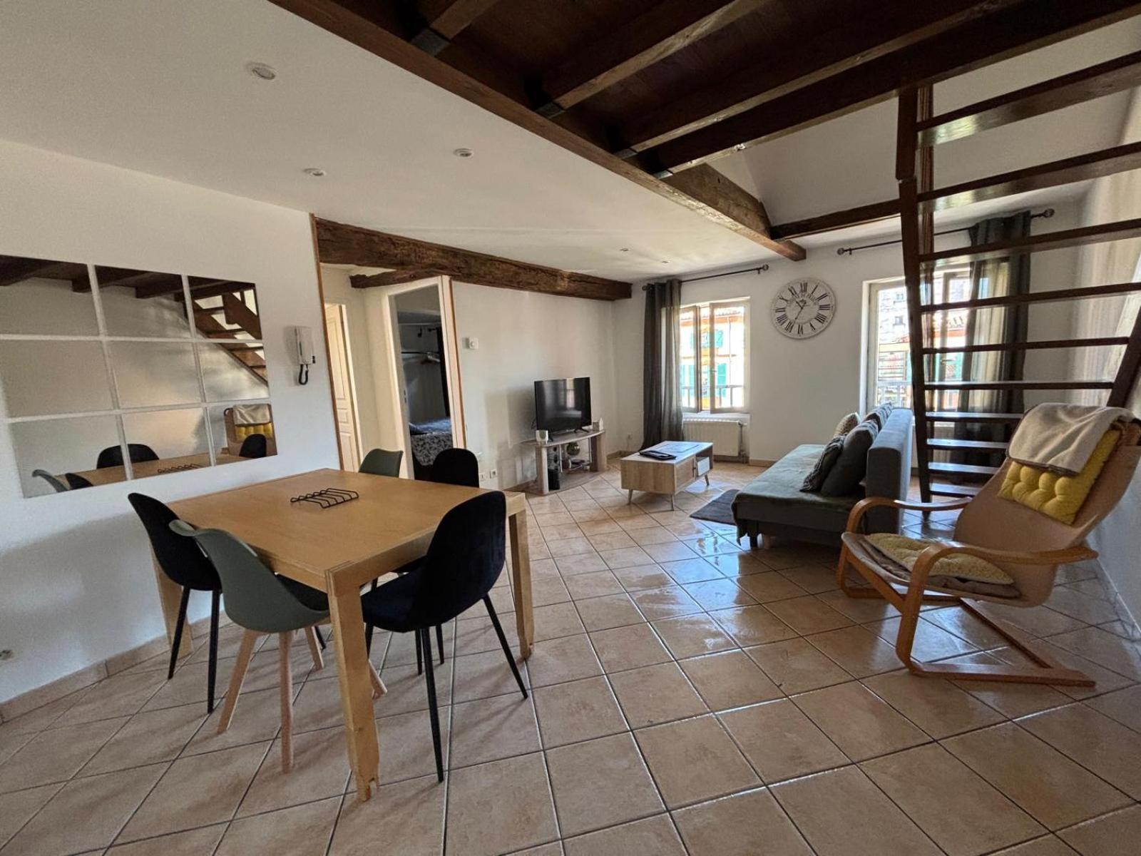 Appartement Cosy En Centre Ville Montauban Luaran gambar